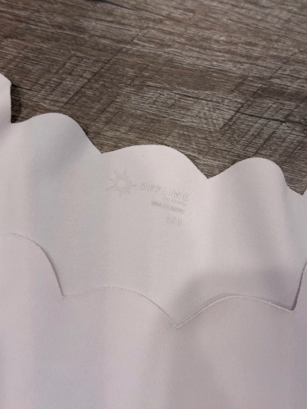 OFFLINE By Aerie Goals Scallop Tee in Lilac Ice, size Large. - Picture 6 of 8